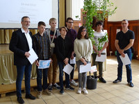 Remise des dipl&ocirc;mes et de l'arbre du d&eacute;veloppement durable par Ludovic des Robert, EDF